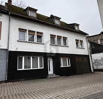 AN DER MOSEL WOHNEN, WO ANDERE URLAUB MACHEN - Neumagen-Dhron