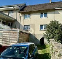 RENOVIERT, RUHIG UND GÜNSTIG - 260.000,00&nbsp;EUR Kaufpreis, ca.&nbsp; 104,00&nbsp;m&sup2;&nbsp;Wohnfl&auml;che in Efringen-Kirchen (PLZ: 79588)