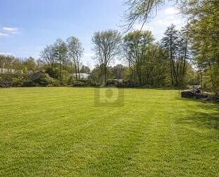 BAUFLÄCHE AM GRÜNRAND - 470.000,00&nbsp;EUR Kaufpreis, ca.&nbsp; 4.261,00&nbsp;m&sup2; in Bad Berneck im Fichtelgebirge (PLZ: 95460)