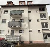 WOHNKOMFORT MIT ZWEI BALKONEN UND STELLPLATZ - Kassel