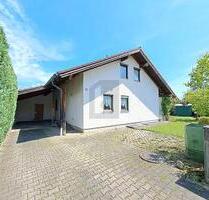 REICHLICH PLATZ FÜR DIE GANZE FAMILIE + CARPORT - Greifenberg
