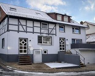 ZWEI MODERNISIERTE WOHNEINHEITEN IM GESAMTVERKAUF - Dassel