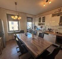 TOP PREIS!, RENOVIERT, MODERN MIT VIEL POTENTIAL - Eppelborn