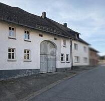 MIT EINLIEGERBEREICH UND ENTWICKLUNGSPOTENZIAL - Marsberg