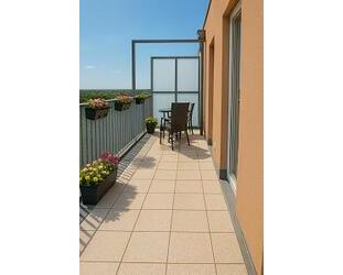 RUHIG UND GRÜN ÜBER DEN DÄCHERN BERLINS - Berlin-Französisch Buchholz