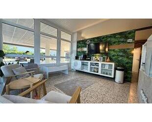 LICHTDURCHFLUTET ZENTRAL FLEXIBEL INSPIRIEREND - Kehl