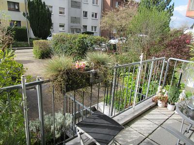 Foto - GEPFLEGTE ANLAGE, BALKON, STELLPLATZ