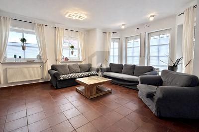 Foto - WINTERGARTEN, PV UND WALLBOX - FAMILIENDOMIZIL