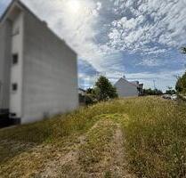 ERSCHLOSSEN & SOFORT BEBAUBAR IN RUHELAGE - Waghäusel