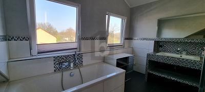 Foto - Dachgeschoßwohnung mit 69,00 m&sup2; in Oberhausen zur Miete