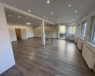 SANIERT, TOLLE LAGE, FLEXIBEL GESTALTBAR, TERASSE - Neunkirchen/Saar