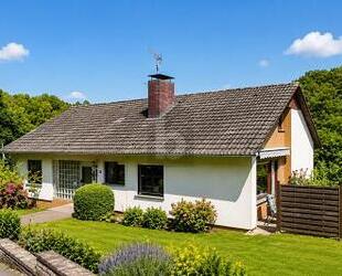 FAMILIENFREUNDLICH  DOPPELGARAGE  GARTEN - Bad Karlshafen