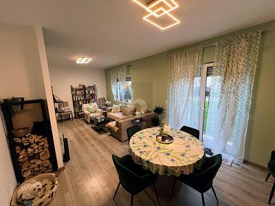 Foto - 4 Zimmer Doppelhaushälfte in Nordendorf