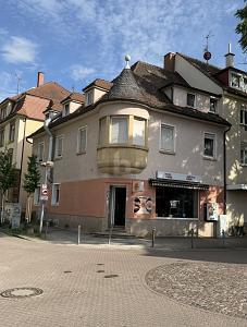 Foto - WOHNHEIM MIT RESTAURANT - 1.200.000,00&nbsp;EUR Kaufpreis, ca.&nbsp; 160,00&nbsp;m&sup2;&nbsp;Wohnfl&auml;che