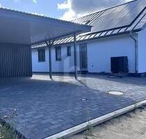 MODERN NEU MIT GARTEN UND PV ANLAGE - Selsingen