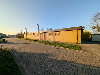 Foto - HISTORISCHES BAHNHOFSGEBÄUDE IN ZENTRALER LAGE