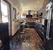 TEILSANIERT UND VOLLVERMIETET - 420.000,00 EUR Kaufpreis, ca.  380,00 m² Wohnfläche in Obersontheim (PLZ: 74423)