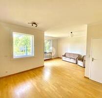 CHARMANTE 2-ZIMMER -WOHNUNG - 270.000,00&nbsp;EUR Kaufpreis, ca.&nbsp; 57,00&nbsp;m&sup2;&nbsp;Wohnfl&auml;che in Berlin-Zehlendorf (PLZ: 14165)