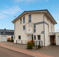 VIEL PLATZ - BEZUGSFERTIG - 429.000,00 EUR Kaufpreis, ca.  151,00 m² Wohnfläche in Dunningen (PLZ: 78655)