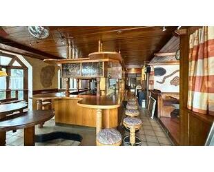 VIELSEITIGE GEWERBEEINHEIT IM HERZEN BIBERACHS