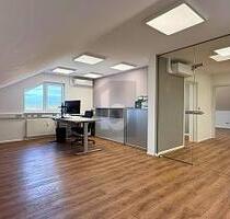 PROFESSIONELLES, INSPIRIERENDES ARBEITSUMFELD - Offenburg