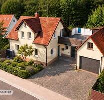 MODERNISIERT UND ZUKUNFTSORIENTIERT IM GRÜNEN - Windsbach