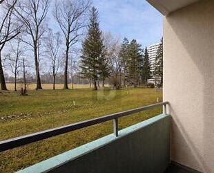 RUHIGE LAGE MIT BLICK INS GRÜNE - Puchheim