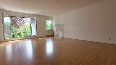 Foto - STILVOLL WOHNEN IN ZENTRALER LAGE