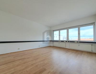 Foto - FLEXIBLE FLÄCHE - JE NACH BEDARF - MIT AUFZUG