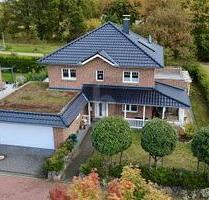 ELEGANT WOHNEN IN STADTVILLA MIT PARKFLAIR - Pinneberg