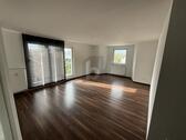 Foto - HELLES ZUHAUSE MIT BALKON UND GARAGE