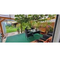 MODERNISIERTER WOHNTRAUM MIT GARTENPARADIES - Stade