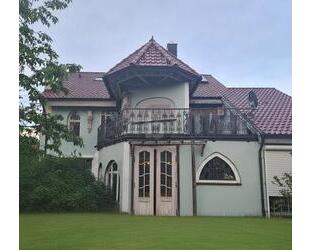 FÜR INVESTOREN: ANWESEN MIT VIEL PLATZ - Aalen