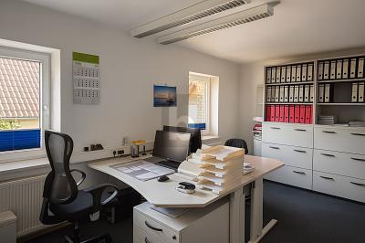 Foto - FLEXIBEL NUTZBAR - IDEAL FÜR BÜRO, LAGER & EVENTS