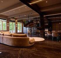 DESIGN DER EXTRAKLASSE - 3.310,00&nbsp;EUR &nbsp;pro&nbsp; Monat Kaltmiete, ca.&nbsp; 145,00&nbsp;m&sup2;&nbsp;Wohnfl&auml;che in Stuttgart (PLZ: 70188)