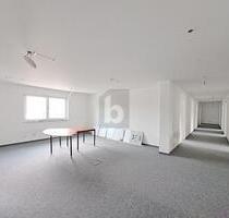 TÜP BÜRO IM 1. OG MIT AUFZUG - ca.  220,00 m² in Germering (PLZ: 82110)