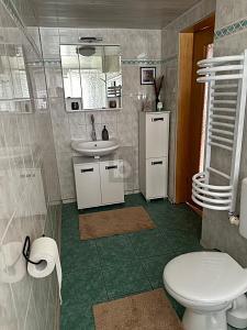 Foto - 7 Zimmer Mehrfamilienhaus, Wohnhaus in Gusow-Platkow