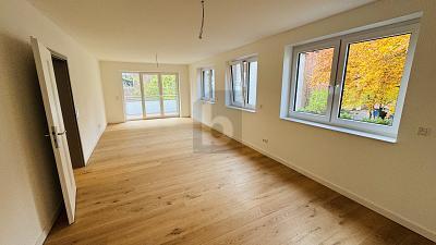 Foto - 10 Zimmer Mehrfamilienhaus, Wohnhaus zum Kaufen in Hamburg Wandsbek