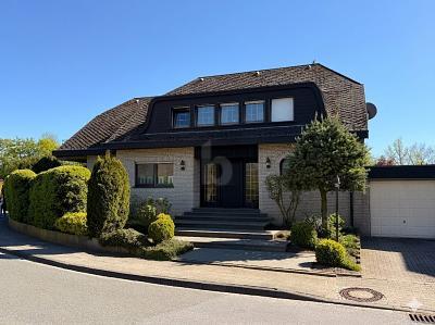Foto - TRAUMHAFTES RAUMANGEBOT: FAMILIENFREUNDLICHES HAUS