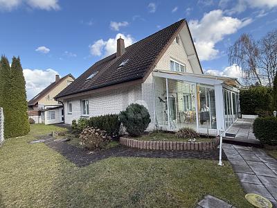 Foto - VIEL PLATZ FÜR DIE FAMILIE MIT SCHÖNEM GARTEN
