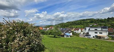 Foto - GRUNDSTÜCK MIT WEITBLICK IN RUHIGER WOHNLAGE
