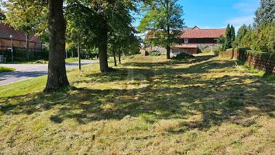 Foto - SCHÖN, ERSCHLOSSEN IM GRÜNEN - 86.000,00&nbsp;EUR Kaufpreis, ca.&nbsp; 660,00&nbsp;m&sup2;