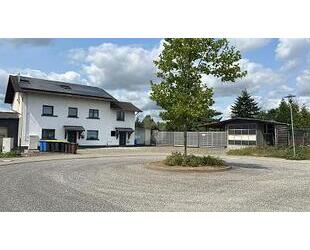 EIN ZUHAUSE, DAS ALLES BIETET - 749.000,00 EUR Kaufpreis, ca.  250,00 m² Wohnfläche in Bad Nauheim (PLZ: 61231)