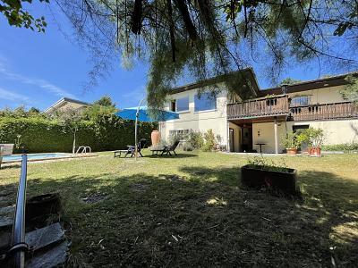 Foto - EIN TRAUM IN BESTER LAGE, MIT POOL