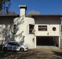 GROßZÜGIGES ZUHAUSE MIT EINLIEGERWOHNUNG - Kirchheim unter Teck