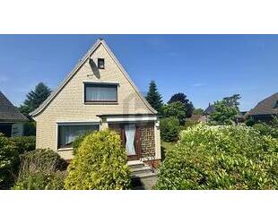 VERWUNSCHENER GARTEN TRIFFT SOLIDES FUNDAMENT - Schenefeld