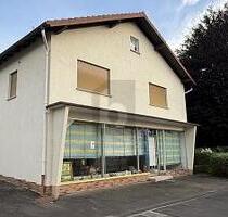 VIEL PLATZ MIT AUSBAUPOTENZIAL - 210.000,00&nbsp;EUR Kaufpreis, ca.&nbsp; 154,00&nbsp;m&sup2;&nbsp;Wohnfl&auml;che in Oberaula (PLZ: 36280)