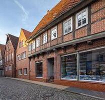 HISTORISCHES JUWEL MIT POTENZIAL - Lauenburg/Elbe