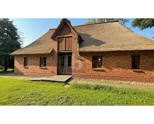 HISTORISCHER CHARME TRIFFT MODERNEN KOMFORT - Hochdonn