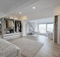 SANIERT, MIT EINLIEGERWOHNUNG UND TRAUMAUSSICHT - Esslingen am Neckar